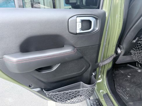 Used 2020 Jeep Wrangler Unlimited Rubicon w/ Quick Order Package 28Y Recon image 29