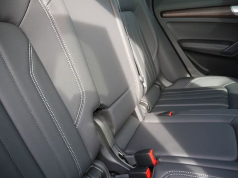 Certified 2023 Audi Q5 2.0T Premium Plus w/ Premium Plus Package image 37