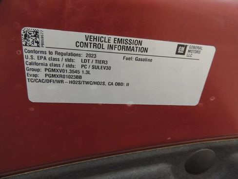 Used 2023 Chevrolet TrailBlazer RS w/ Sun and Liftgate Package image 21