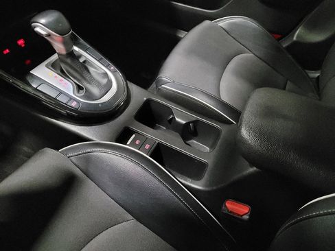 Used 2023 Kia Forte GT-Line w/ GT-Line Premium Package image 26