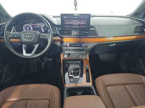 Used 2023 Audi Q5 2.0T Premium Plus w/ Premium Plus Package AWD/4WD image 11