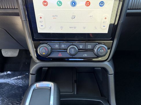 New 2025 Ford Ranger XLT w/ Equipment Group 301A High image 22