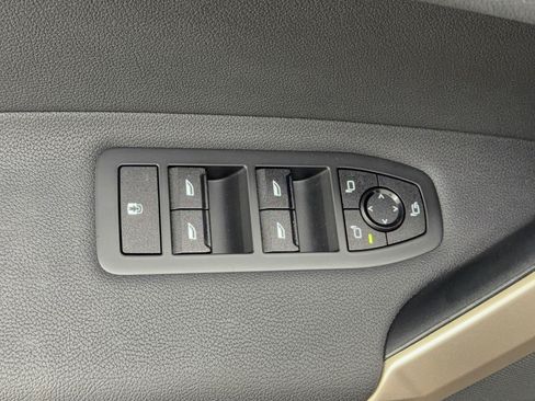 Certified 2024 BMW iX xDrive50 w/ Sport Package AWD/4WD image 15