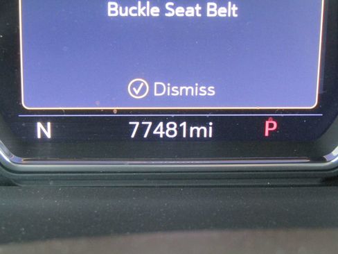 Used 2021 GMC Yukon SLT w/ SLT Luxury Package AWD/4WD image 32