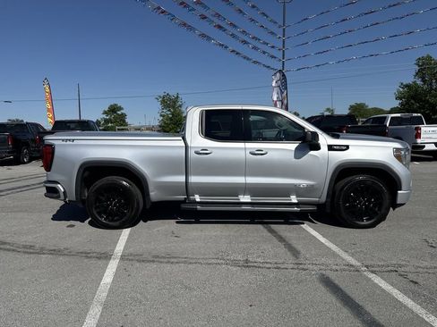 Used 2019 GMC Sierra 1500 Elevation w/ Elevation Value Package AWD/4WD image 14
