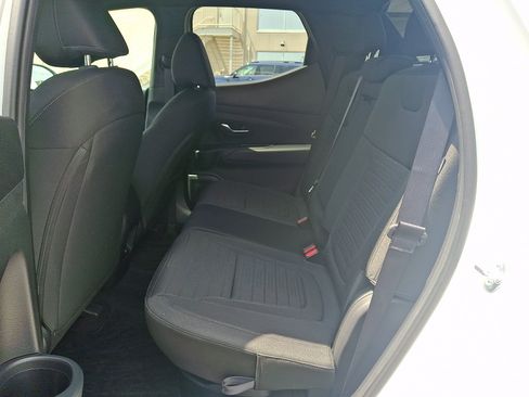 Certified 2025 Hyundai Santa Cruz SE AWD/4WD image 11