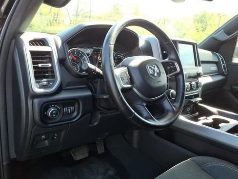 Used 2019 RAM 1500 Big Horn AWD/4WD image 14