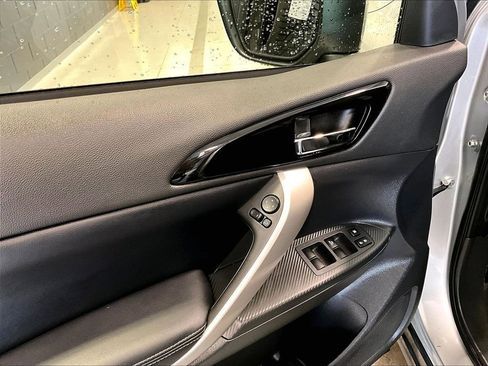 Used 2025 Mitsubishi Eclipse Cross SE image 11