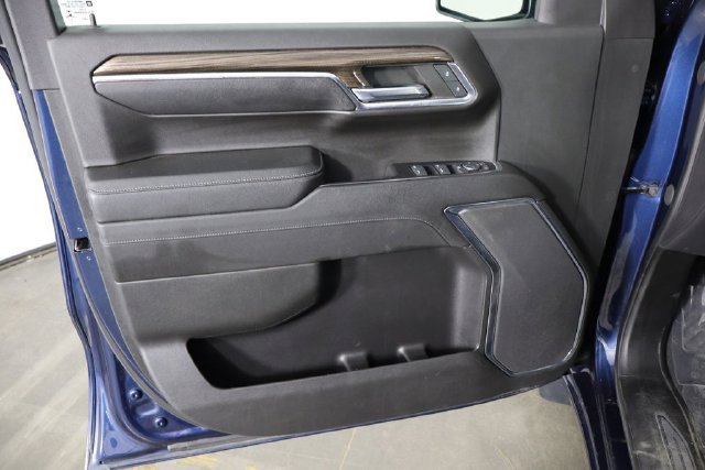 Used 2023 Chevrolet Silverado 1500 LT AWD/4WD image 21