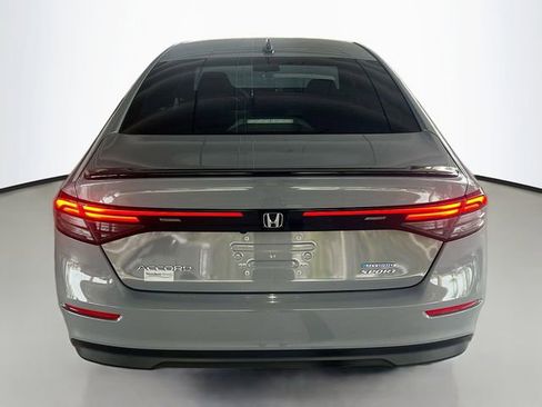 Used 2024 Honda Accord Sport image 6