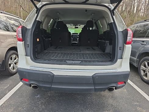 Used 2020 Subaru Ascent Premium w/ Convenience Package image 9