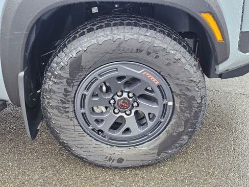 New 2026 Nissan Frontier PRO-4X w/ Pro-4x Convenience Package image 29