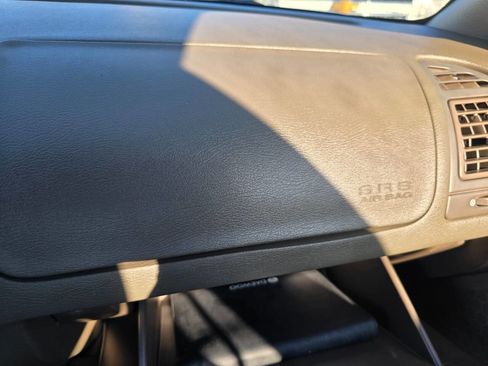 Used 2000 Daewoo Nubira SE image 23