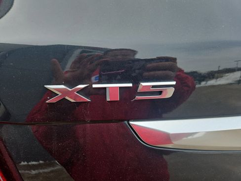 Used 2020 Cadillac XT5 Premium Luxury w/ LPO, Floor Liner Package image 28