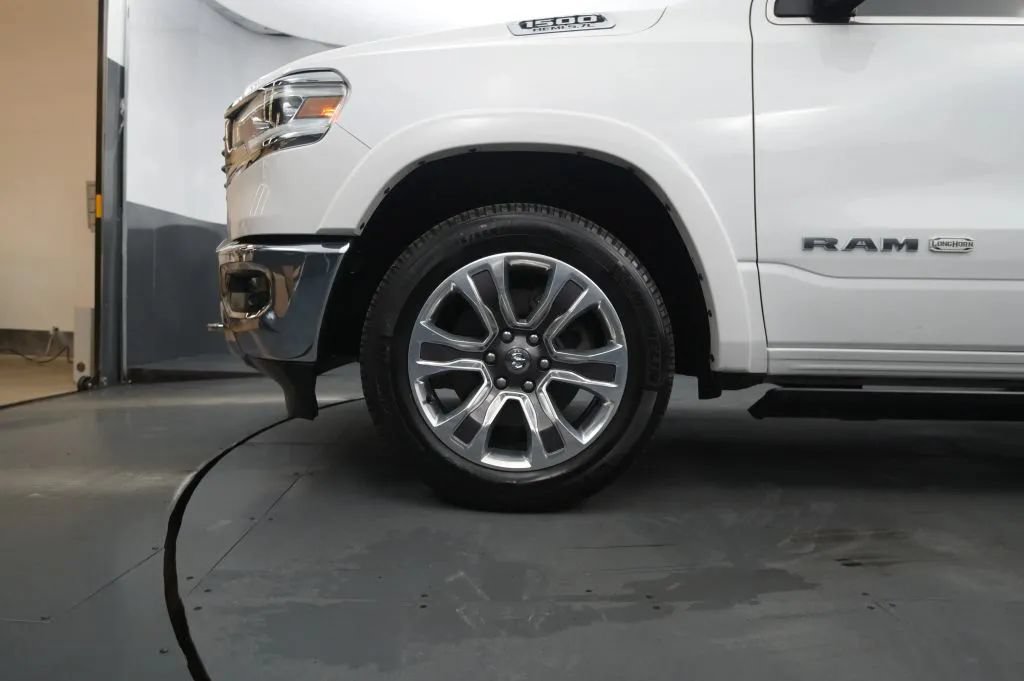 Used 2019 RAM 1500 Limited AWD/4WD image 11