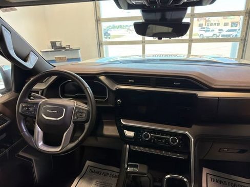 Used 2023 GMC Sierra 1500 Denali w/ Denali Reserve Package AWD/4WD image 25