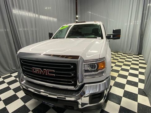 Used 2019 GMC Sierra 2500 4x4 Double Cab w/ Sierra Convenience Package image 1