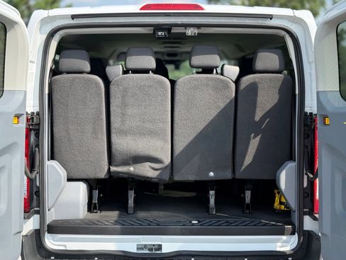 Used 2017 Ford Transit 350 XLT RWD image 46