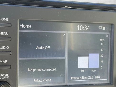 Used 2021 Toyota RAV4 XLE Premium image 8