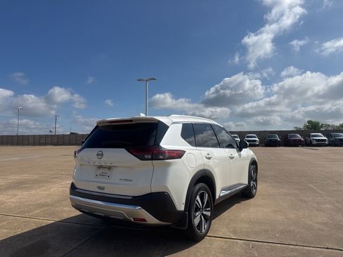 Certified 2023 Nissan Rogue Platinum w/ Platinum Premium Package FWD image 21