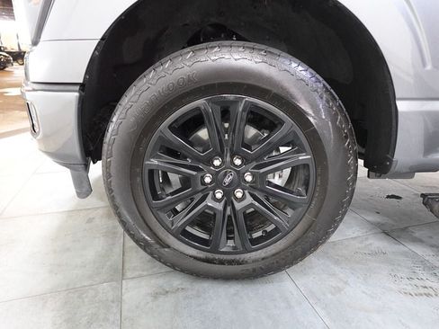 Certified 2025 Ford F150 Platinum w/ Equipment Group 702A High AWD/4WD image 38