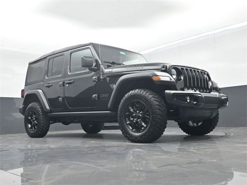Used 2022 Jeep Wrangler Unlimited Sport image 46