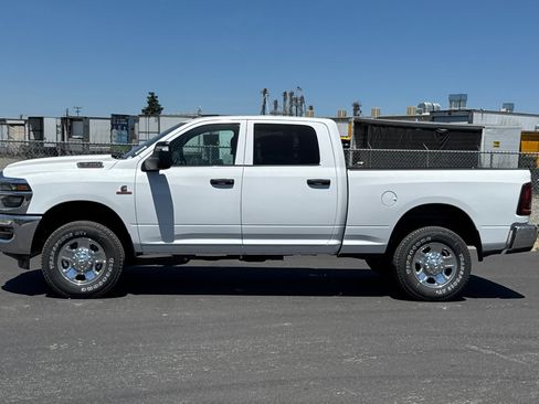 New 2026 RAM 3500 Tradesman AWD/4WD image 6