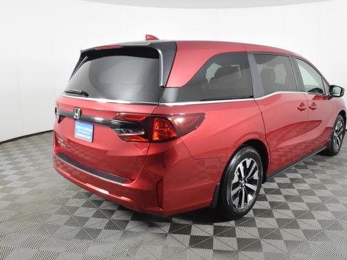 New 2026 Honda Odyssey EX-L image 6