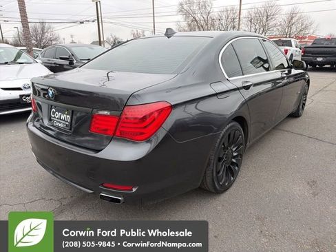 Used 2012 BMW 750Li xDrive image 5
