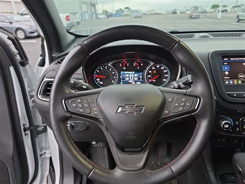 Certified 2022 Chevrolet Equinox RS AWD/4WD image 11