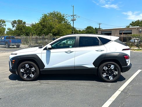 Used 2025 Hyundai Kona SEL FWD image 5