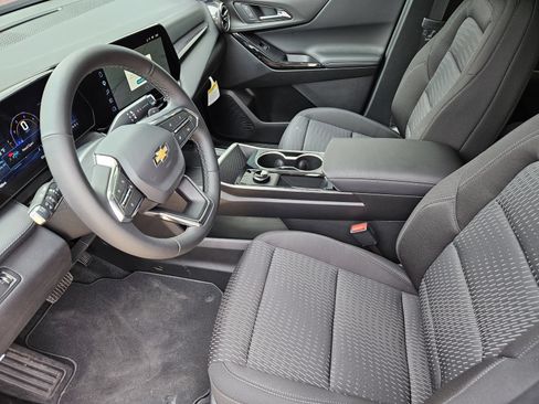 New 2027 Chevrolet Equinox LT FWD image 14