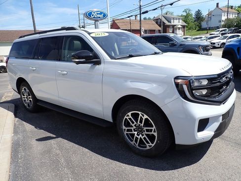 Certified 2025 Ford Expedition Max Active AWD/4WD image 11