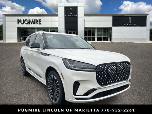 New 2026 Lincoln Aviator Black Label w/ Dynamic Handling Package AWD/4WD image 1