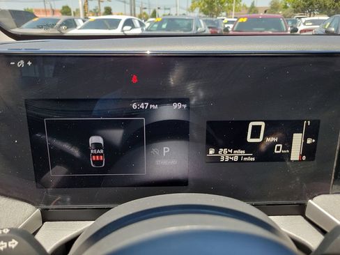 Used 2025 Nissan Kicks SV FWD image 27
