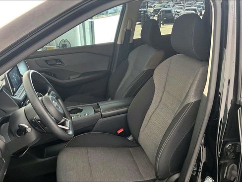 Used 2021 Nissan Rogue S image 33