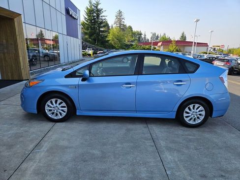 Used 2013 Toyota Prius Prime Advanced FWD image 8