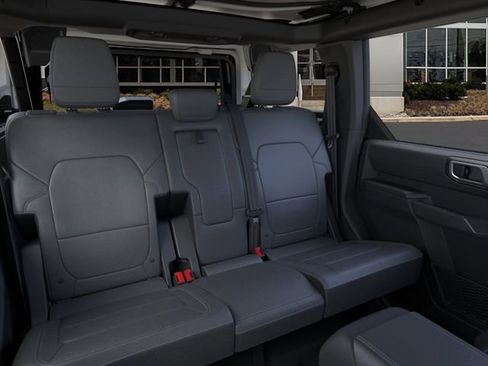 New 2026 Ford Bronco Outer Banks AWD/4WD image 11