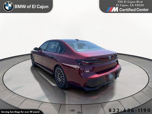 New 2025 BMW 750e xDrive image 7