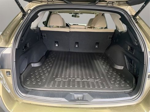 Used 2024 Subaru Outback Limited image 35