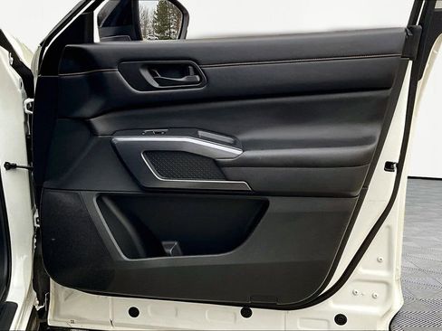 Used 2023 Nissan Pathfinder Rock Creek image 24