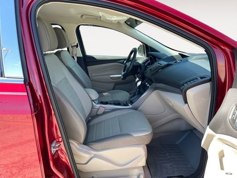 Used 2015 Ford Escape SE FWD image 15