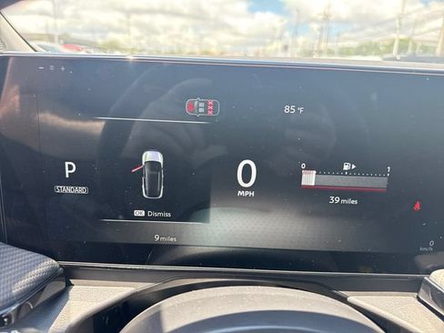 New 2026 Nissan Kicks SR w/ SR Premium Package AWD/4WD image 18