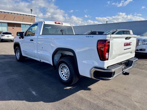 Used 2022 GMC Sierra 1500 Pro w/ Sierra Value Package AWD/4WD image 10