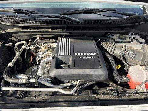 Used 2025 Chevrolet Silverado 1500 LT Trail Boss w/ Convenience Package II AWD/4WD image 36