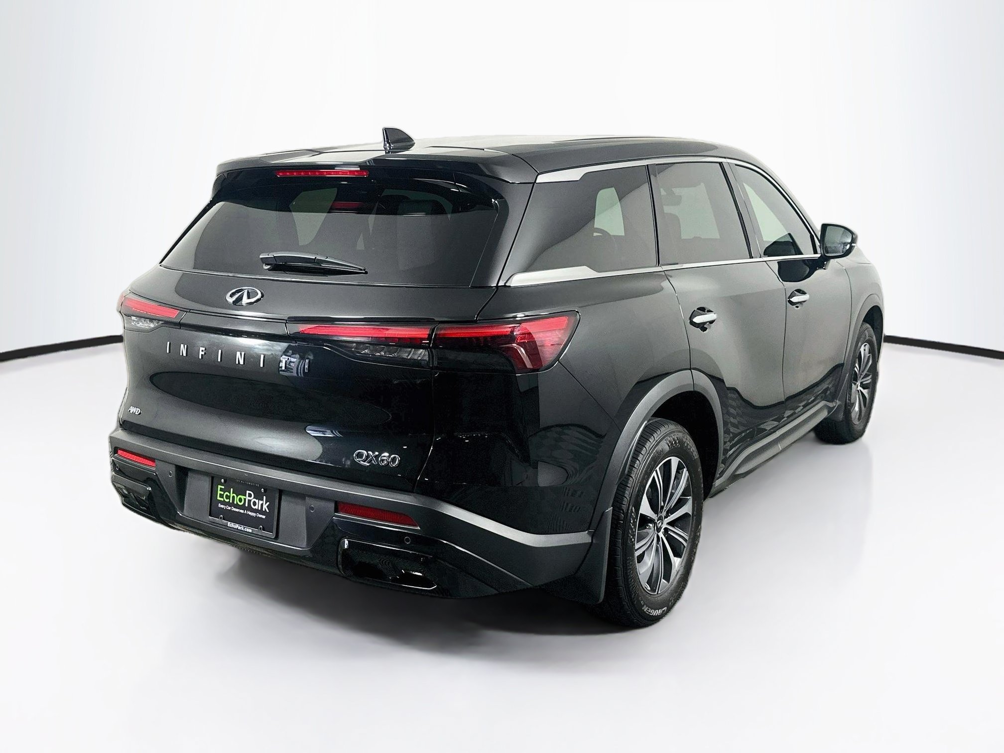 Used 2023 INFINITI QX60 Pure AWD/4WD image 9