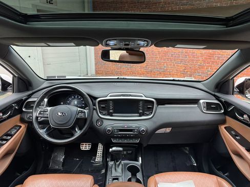 Used 2019 Kia Sorento SX AWD/4WD image 12