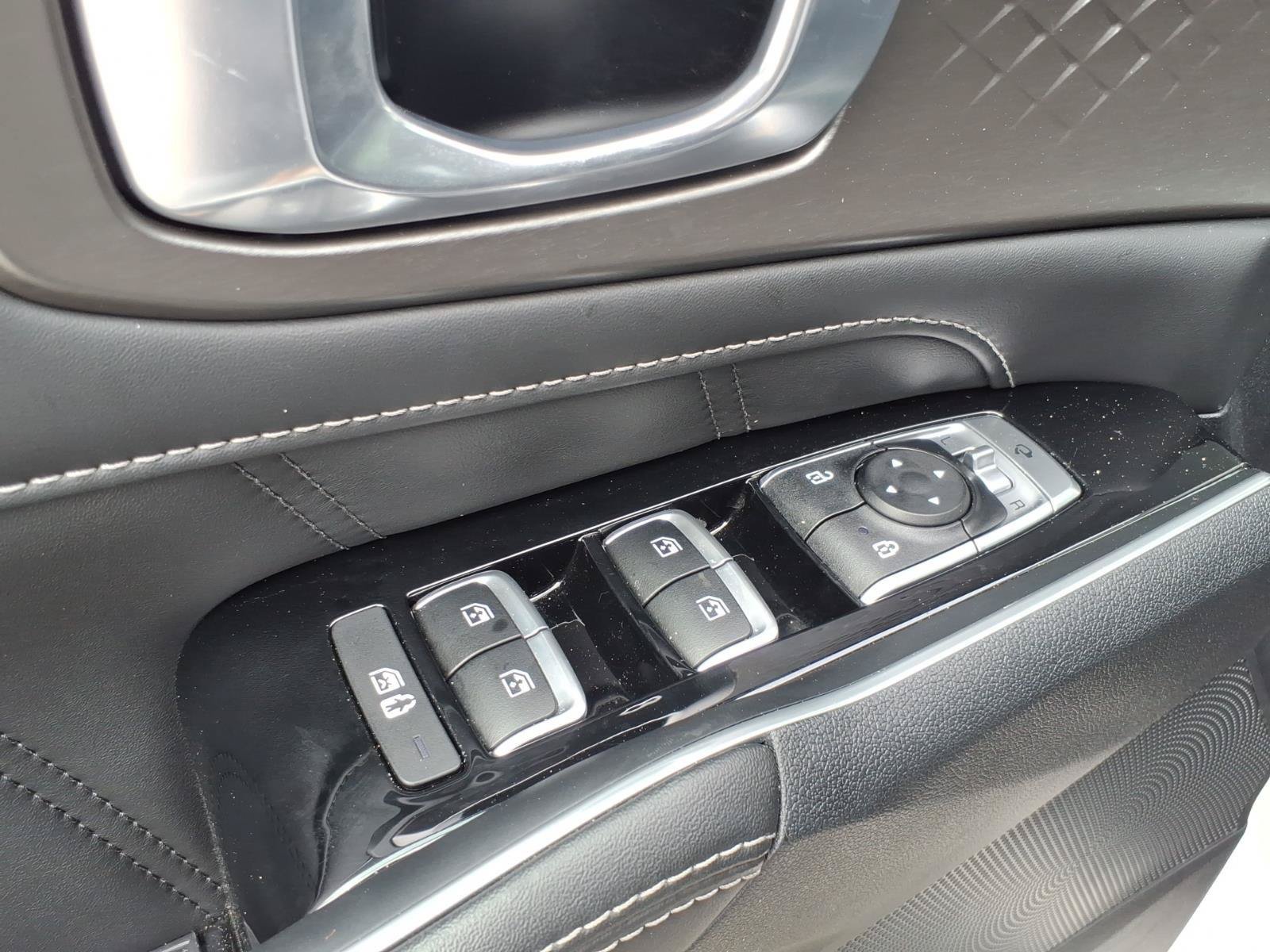 Used 2023 Kia Sorento SX AWD/4WD image 13