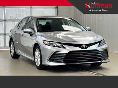 Used 2023 Toyota Camry LE FWD image 1