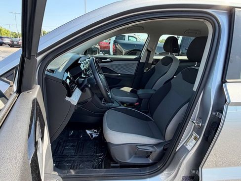 Used 2024 Volkswagen Taos S FWD image 13